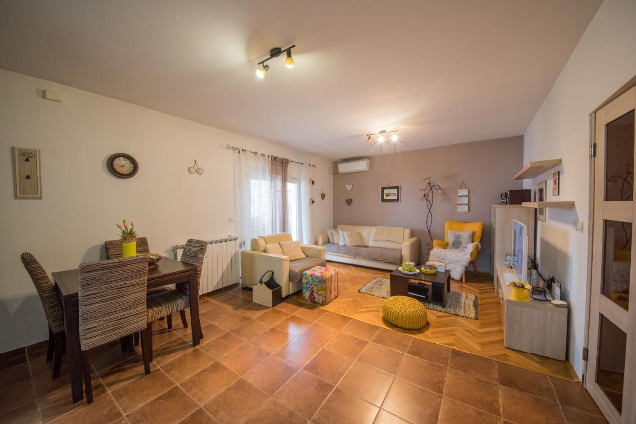City Apartment Magdalena Zadar Luaran gambar